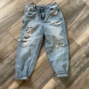 American eagle mom jeans